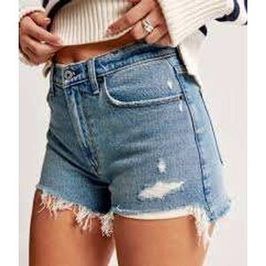 Abercrombie & Fitch Mom Shorts High Rise Curve Love Distressed Lt Wash 28/6 NWT
